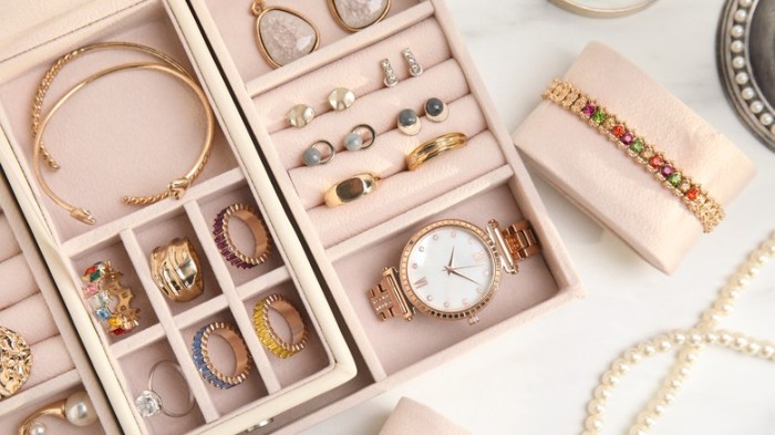 Best ways to store jewelry to prevent tarnishing and discoloration